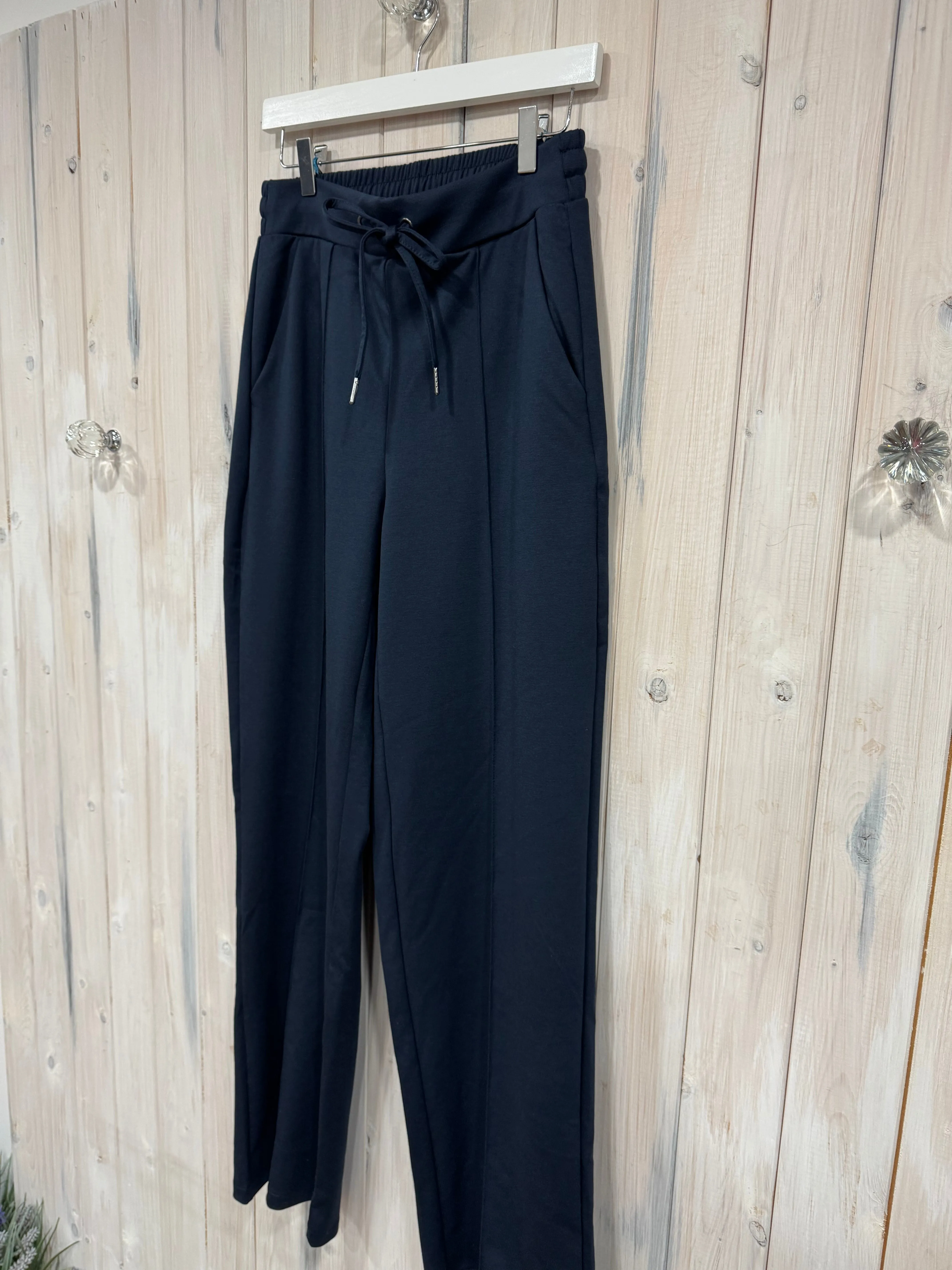 Kajenny Straight Leg Trousers - 2 Coloura New Season Kaffe